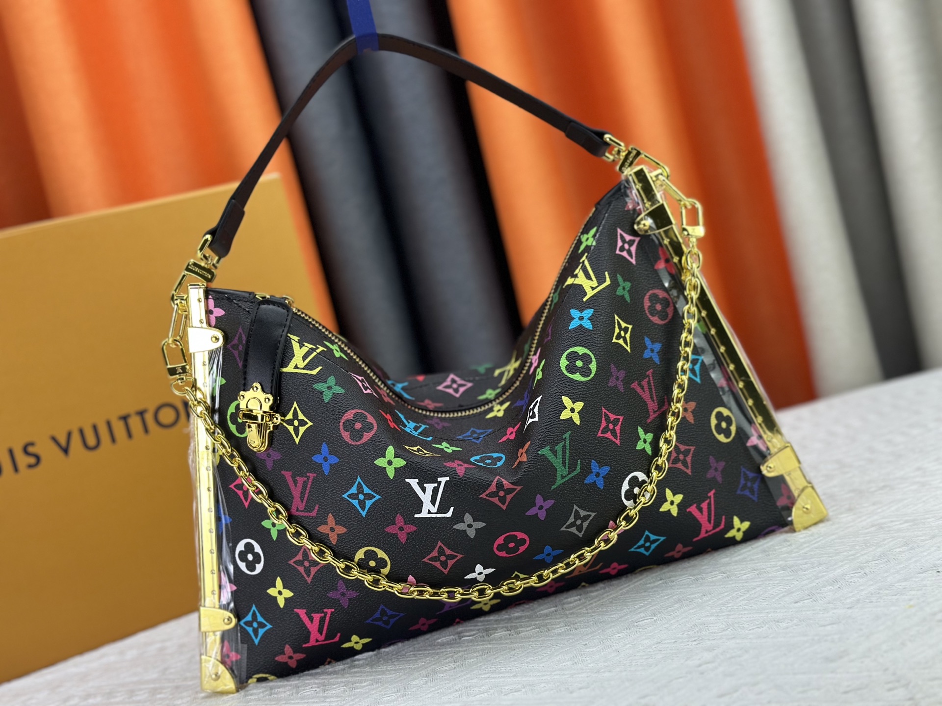 LV bag 712